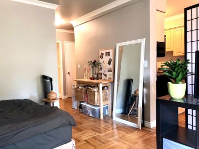 1309-west-14th-avenue-vancouver-bc-canada-v6h-1r2-2