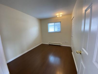 756-w-68th-avenue-vancouver-bc-v6p-2t9-2