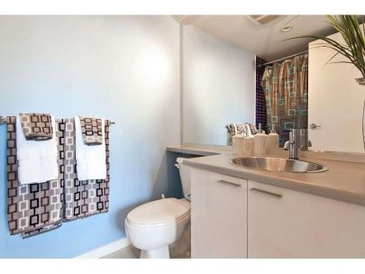 131-regiment-square-vancouver-bc-canada-v6b-1v4