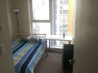 131-regiment-square-vancouver-bc-canada-v6b-1v4