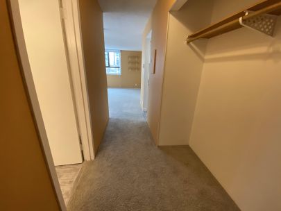 century-tower-808-789-drake-st-vancouver-bc-v6z-2n7-canada-2