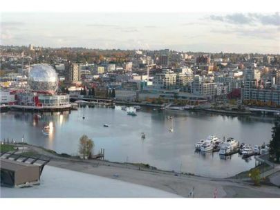 1903-131-regiment-square-vancouver-bc-canada-v6b-1x6