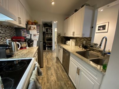 305 - 2004 Fullerton Ave, North Vancouver