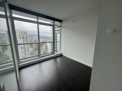 2410-4730-lougheed-hwy-burnaby-bc-v5c-0m9-canada