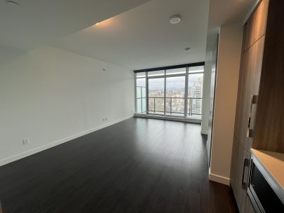 2410-4730-lougheed-hwy-burnaby-bc-v5c-0m9-canada