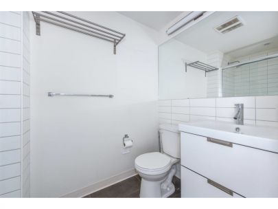 420-138-e-hastings-st-vancouver-bc-canada-v6a-1n4