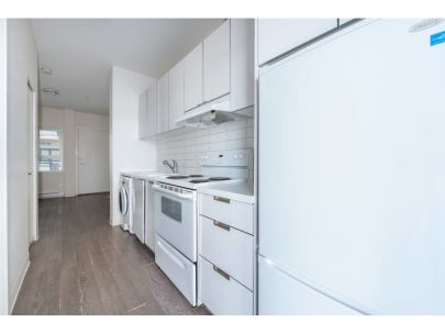 420-138-e-hastings-st-vancouver-bc-canada-v6a-1n4