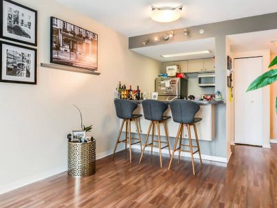 1188-howe-st-vancouver-bc-canada-v6z-2s8