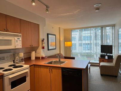 #303-910 Beach Ave Vancouver  Canada - V6Z 2W7