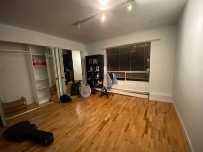 45-w-14th-ave-vancouver-bc-v5y-1w7-canada-2