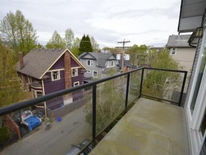 405-emerald-833-w-16th-avenue-vancouver-2