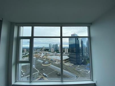 station-square-2711-6098-station-st-burnaby-bc-canada-v5h-0h4