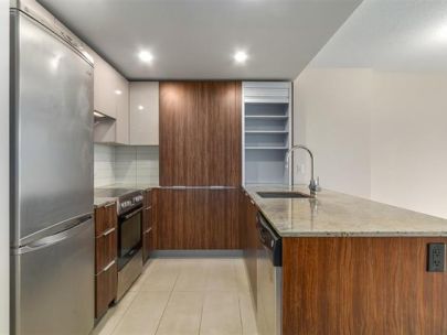 1602-1088 Richards St Vancouver BC Canada - V6B 0J8