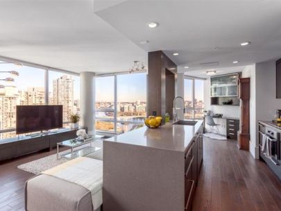 2203-1201-marinaside-crescent-vancouver-2