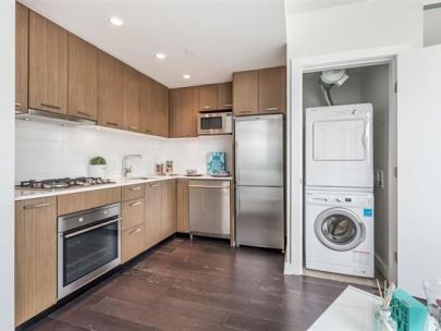 3207-the-mark-1372-seymour-street-vancouver-2
