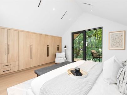 567-w-17th-ave-vancouver-bc-v5z-1t6-canada-2