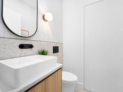 567-w-17th-ave-vancouver-bc-v5z-1t6-canada-2