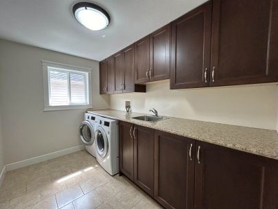 12183-240-st-maple-ridge-bc-v4r-1m9-canada-2