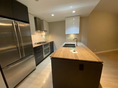 brand-new-700-sqft-1-bedroom-den-flex-at-central