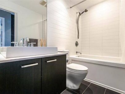 2550-spruce-st-vancouver-bc-v6h-1e6-canada-2