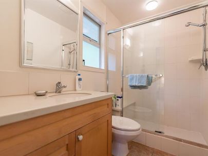 5686-keith-rd-west-vancouver-bc-2