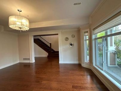 12183-240-st-maple-ridge-bc-v4r-1m9-canada-2