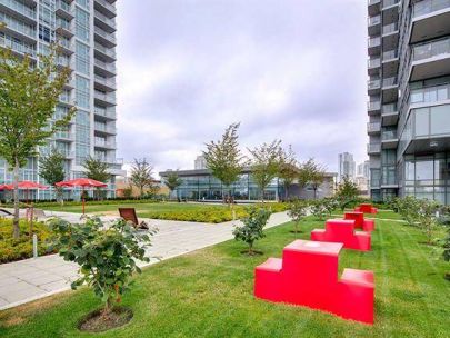 station-square-2711-6098-station-st-burnaby-bc-canada-v5h-0h4