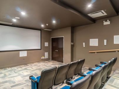 933-hornby-street-vancouver-bc-canada-v6z-3g5