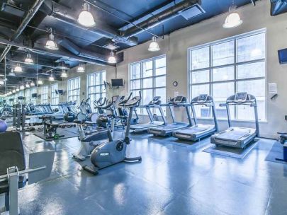 933-hornby-street-vancouver-bc-canada-v6z-3g5