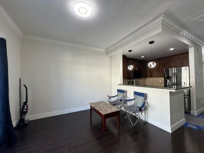 8358-121a-st-surrey-bc-v3w-3g6-canada