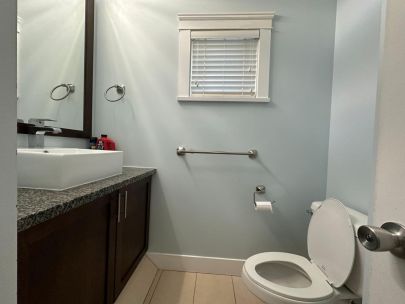 8358-121a-st-surrey-bc-v3w-3g6-canada