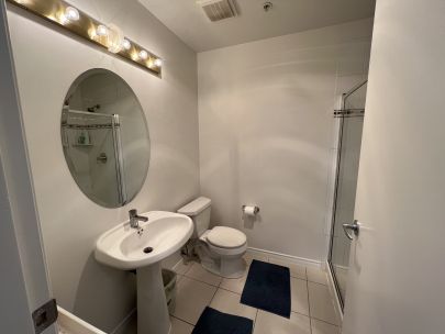 909-1239-w-georgia-st-vancouver-bc-v6e-4r8-canada-2