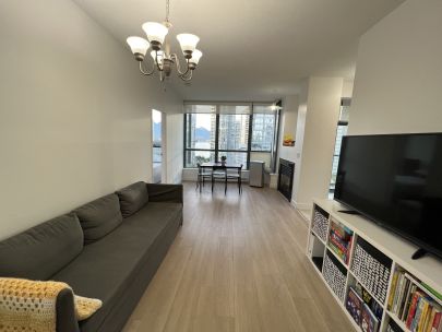 909-1239-w-georgia-st-vancouver-bc-v6e-4r8-canada-2