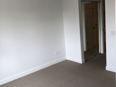 502-111-e-3rd-street-north-vancouver-bc-v7l-0c6-2