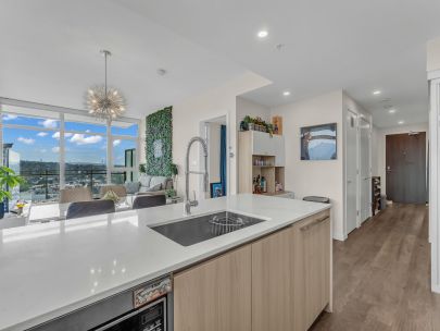 2201-5333-goring-st-burnaby-british-columbia-canada-v5b-0b6