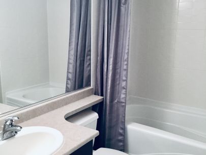 stunning-2-bed2bathbalcony-for-rent-at-burnaby-near-holdom-skytrain-2