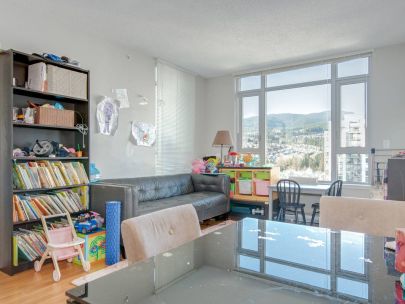 2-bedroom2-bathroom-with-breathtaking-view-in-coquitlam-2