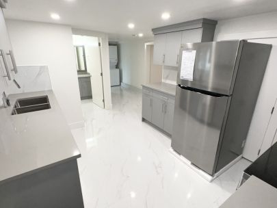 5790 Halifax St Burnaby British Columbia - Basement