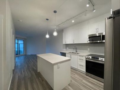 402-20356-72b-ave-langley-twp-bc-v2y-4j9-canada-2