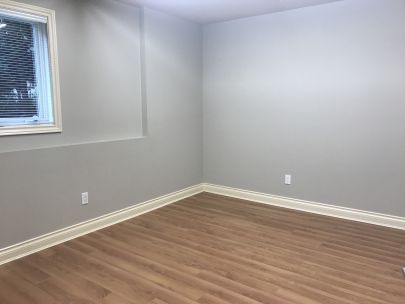 spacious-one-bedroom-suite-in-upper-lonsdale-4149-coventry-way-n-vancouver-bolld-2