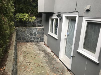 spacious-one-bedroom-suite-in-upper-lonsdale-4149-coventry-way-n-vancouver-bolld-2