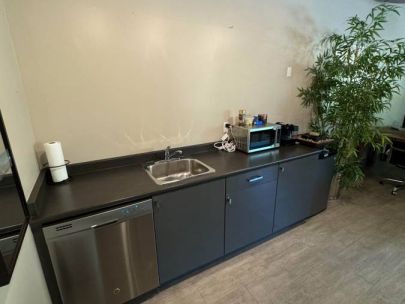 2127-granville-st-a-vancouver-bc-v6h-3e9-canada-2