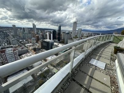 833-seymour-st-4102-vancouver-bc-v6b-0g4-canada-2