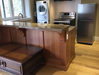 1br1bath-ground-lvl-suite-wocean-views-at-point-grey