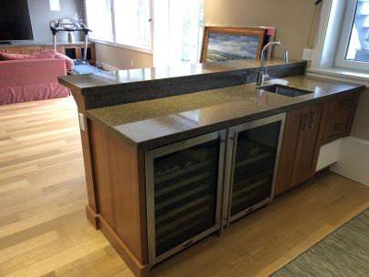 1br1bath-ground-lvl-suite-wocean-views-at-point-grey