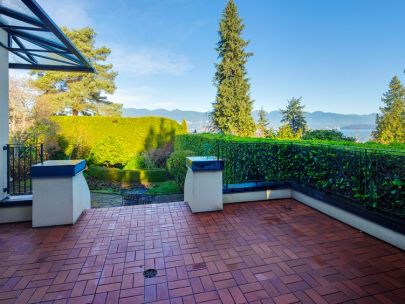 simpson-avenue-and-blanca-vancouver-2