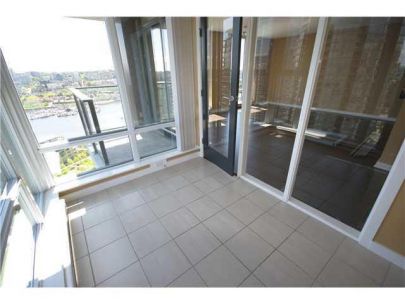 2906-parkwest-ii-583-beach-crescent-yaletown-vancouver-2