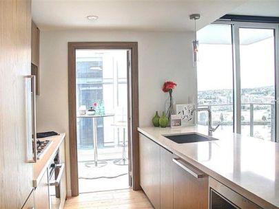 1525-one-pacific-68-smithe-street-yaletown-vancouver