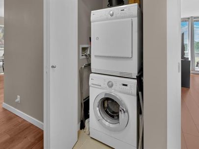 701-13618-100-ave-surrey-bc-canada-v3t-0a8