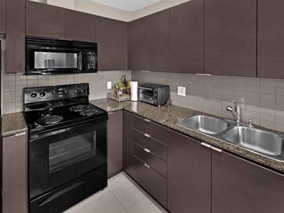 #701 13618 100 Ave Surrey BC Canada - V3T 0A8